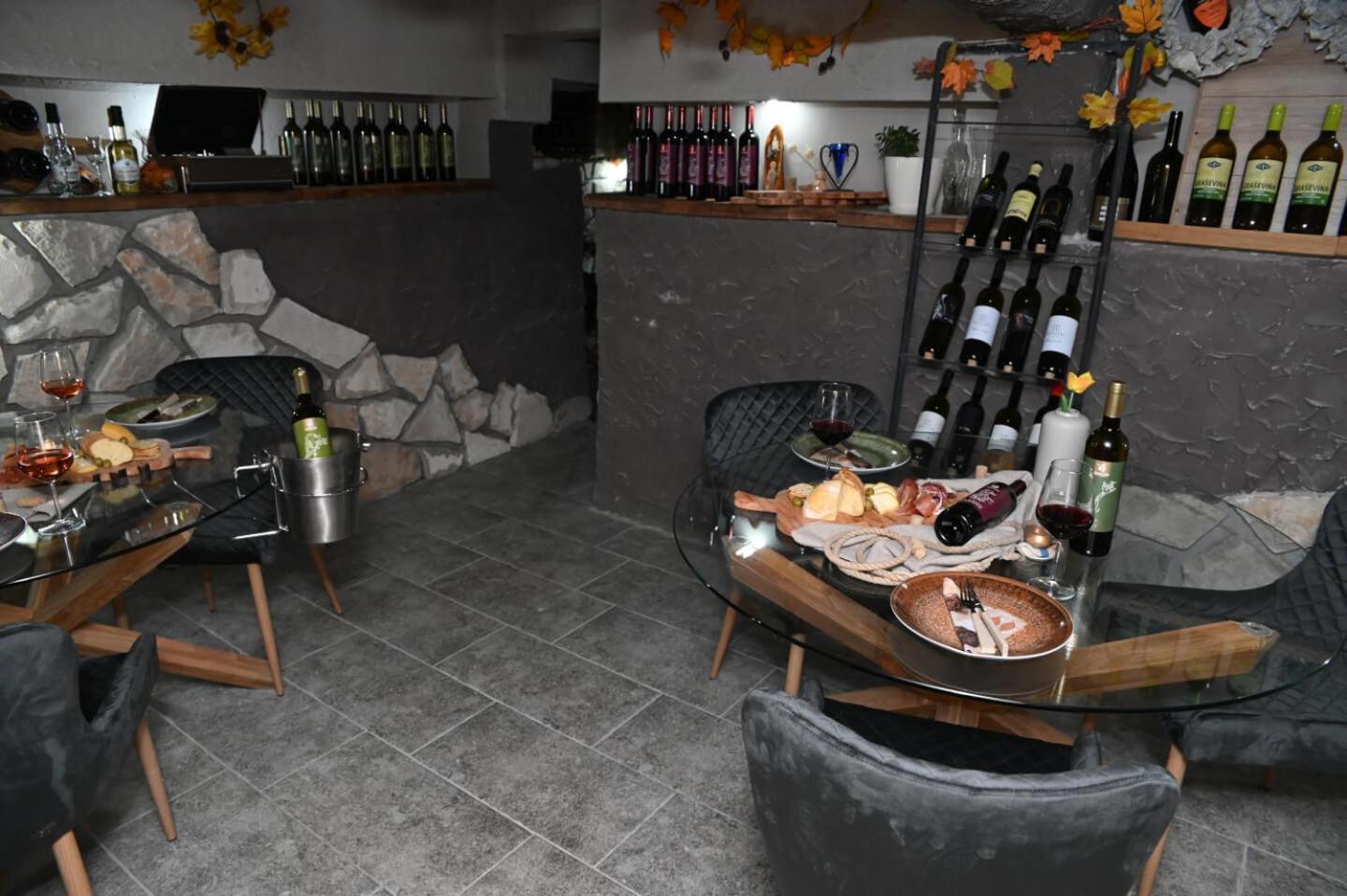 Villa Branka Apartments Near Dubrovnik With Pool And Wine Cellar Ivanica Exterior foto